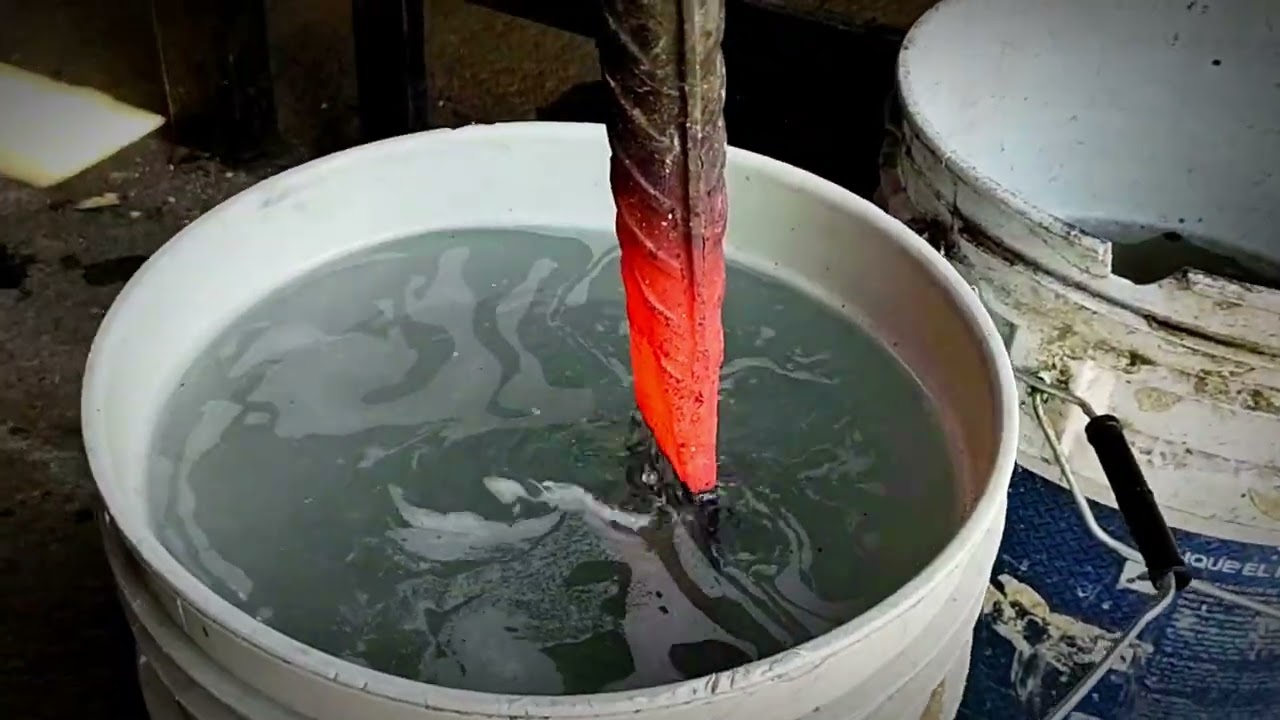 Forma fácil de forjar una barra                       #biblia #campo #2023 #parati