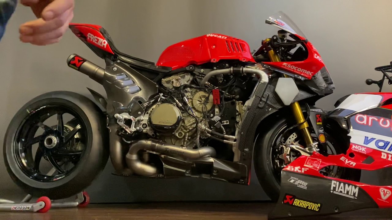 Подробный обзор заводского Ducati Panigale 1199R F18 Ex Rinaldi 2018 года выпуска