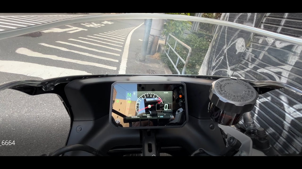 【XSR900GP】パーツ小物取り付け
