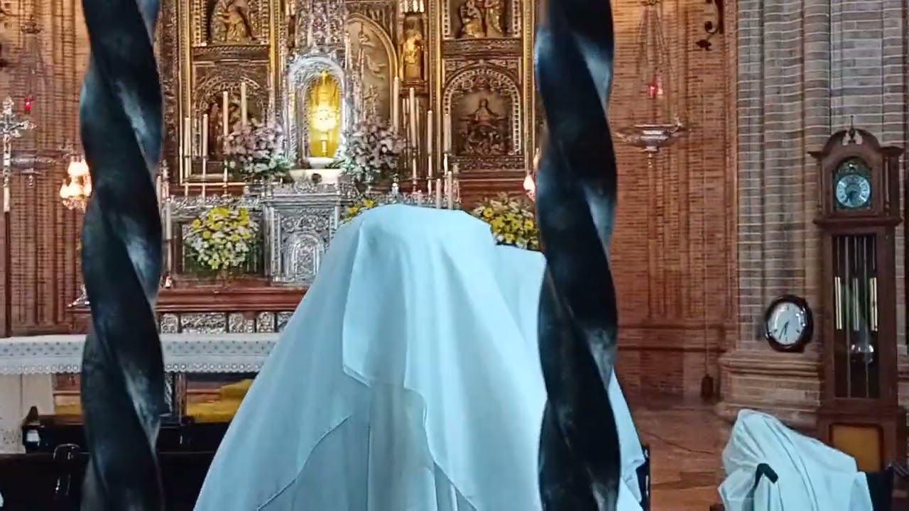 Solemnidad de todos los Santos  esclavas del santísimo y la inmaculada jerez 