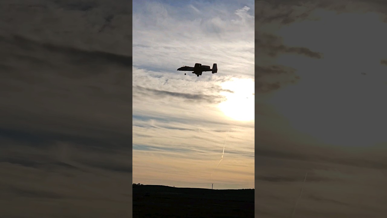 Just listen to that lil hog engine roar UMX A-10 Thunderbolt II RC jet