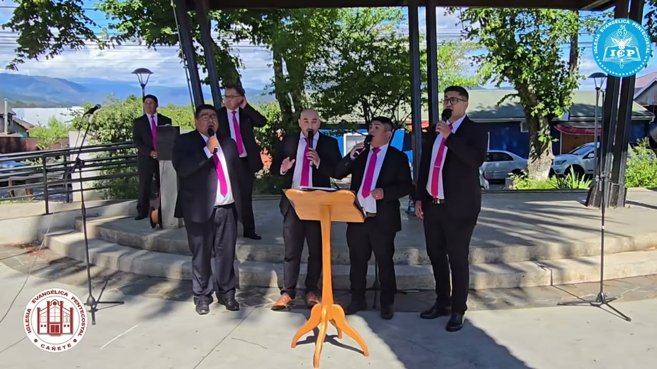 Cuarteto IEP Cañete. Cantata navideña realizada en la plaza Caupolicán de la ciudad,