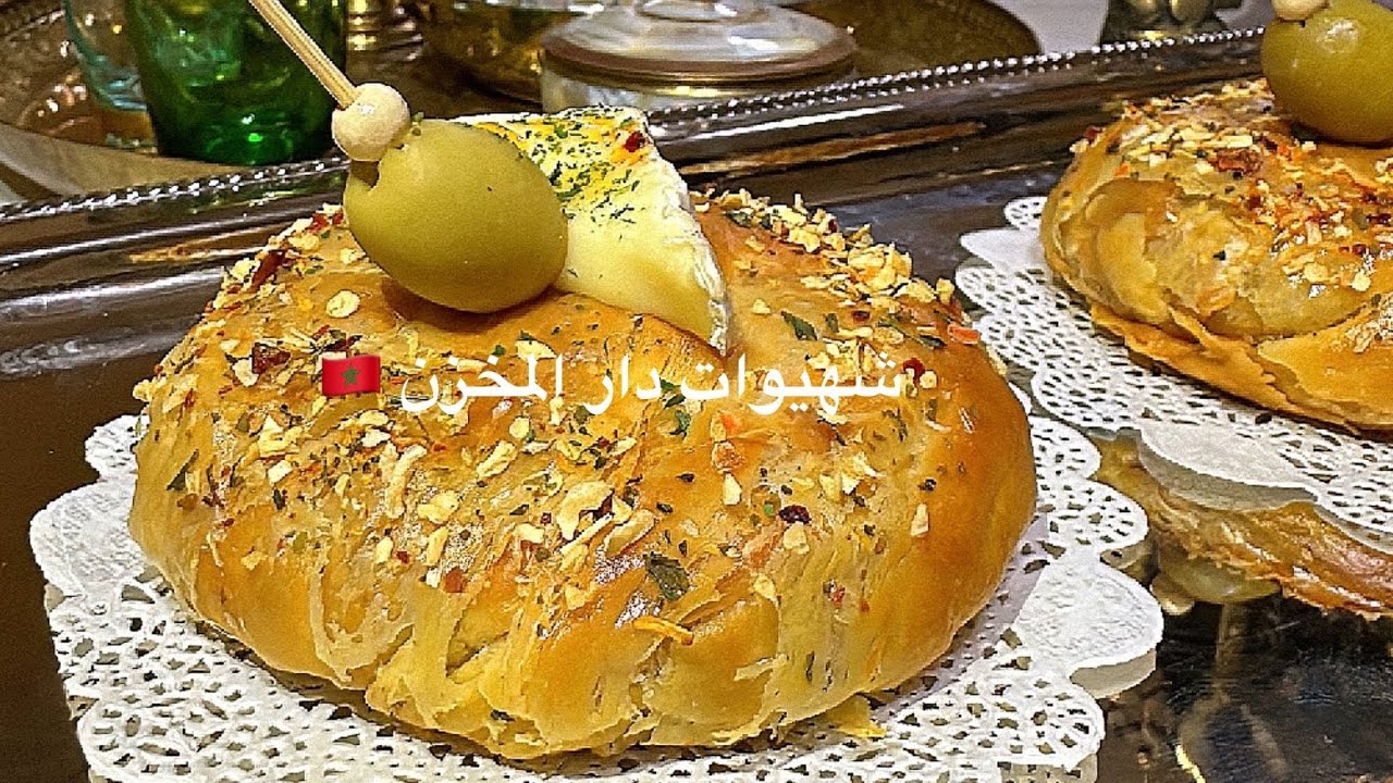 رغيفات رمضان أسرع وأسهل مملحة بلا فيلو وبلا ورقة البسطيلة كتجي كأنها مصاوبة بالعجين المورق شهوة منها