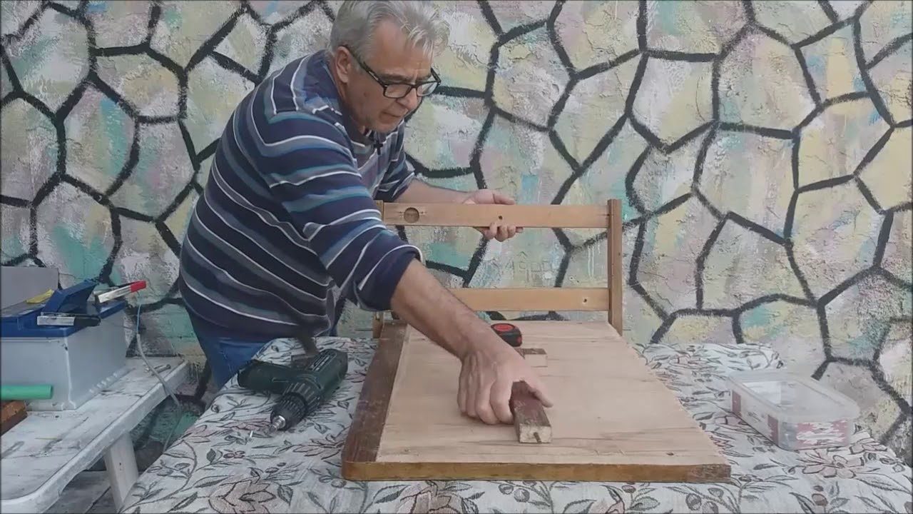 Τραπέζι σπαστό για τοίχο