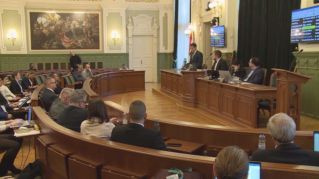 Nem oszlatta fel magát a győri közgyűlés