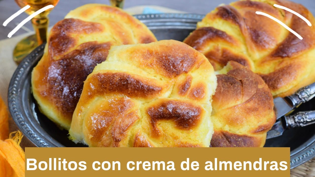 Bollitos con crema de almendra