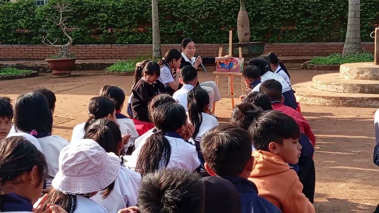 Tiết đọc thư viện/ câu chuyện khi mẹ hiền hoá sư tử/ Giáo viên Đào Thị Tú Anh