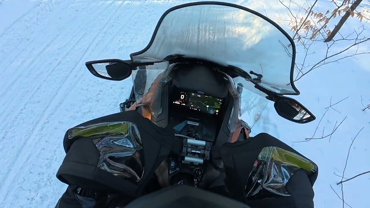 Ski-Doo St-Félix à Ste-Émélie dîner resto chez Mykie pt 1