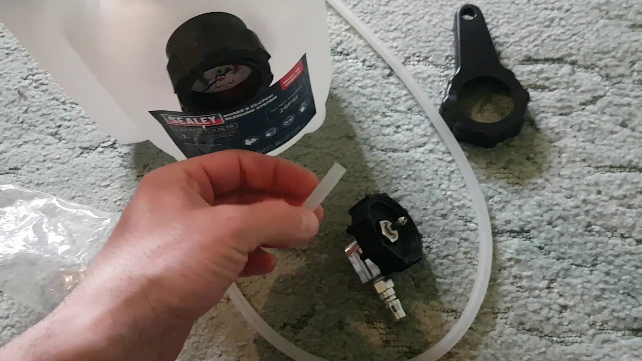 Sealey brake bleeder (one man brake bleeding kit)  UNBOXING
