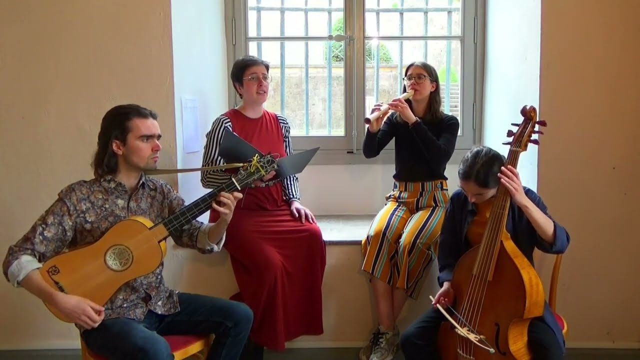 Ya salio de la mar la galana / Cantiga del Fuego - Matica de Flor