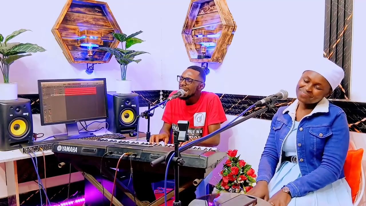 SWAHILI & KIKUYU WORSHIP MIX |  POWERFUL WORSHIP MEDLEY|