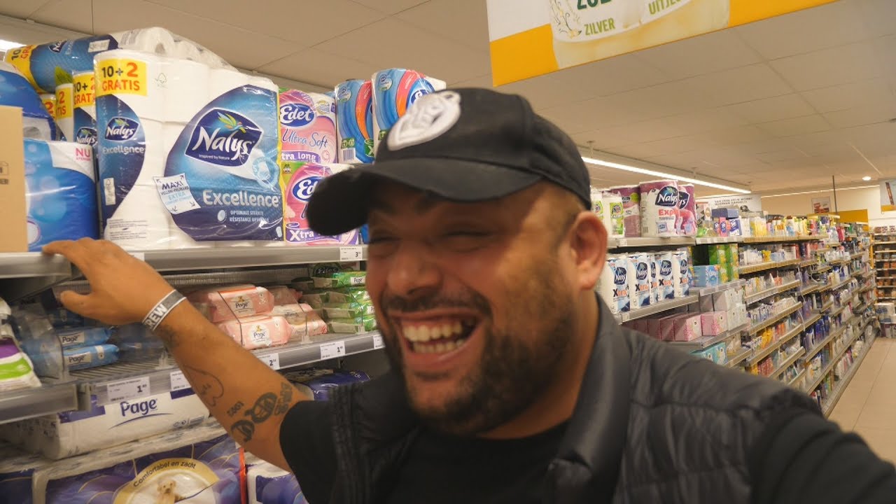 STEFFIE EN IK DISSEN ELKAAR KAPOT IN SUPERMARKT - LIFE OF QUCEE