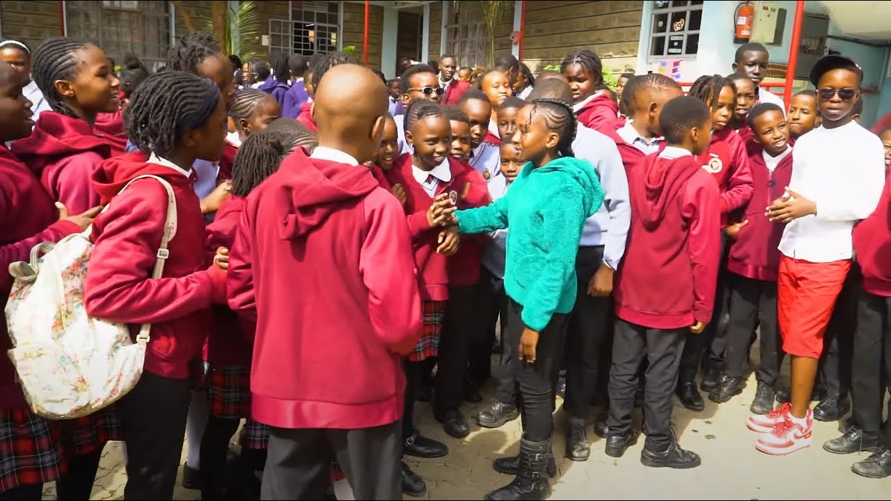 Young Fortune & Nygel Msagha spent time with the students of Precious Gemes School#Citizenjunior