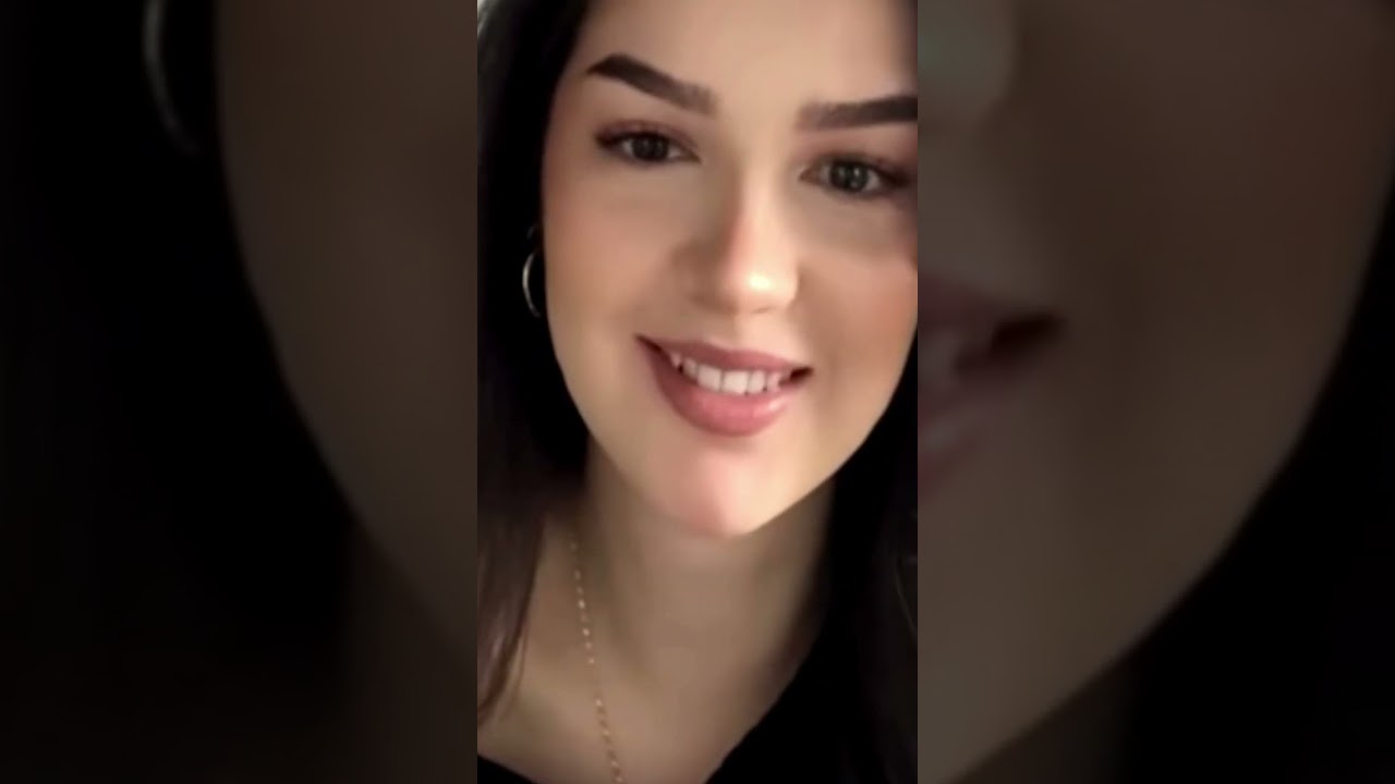 stephanie periscope live update 1067 💛 #periscope#live#broadcast#makeup #beautiful 