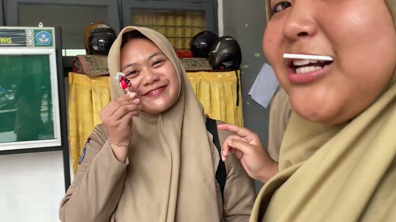 keSERUan!! badew mNjdi AGIT 😆🌷🤞🏻