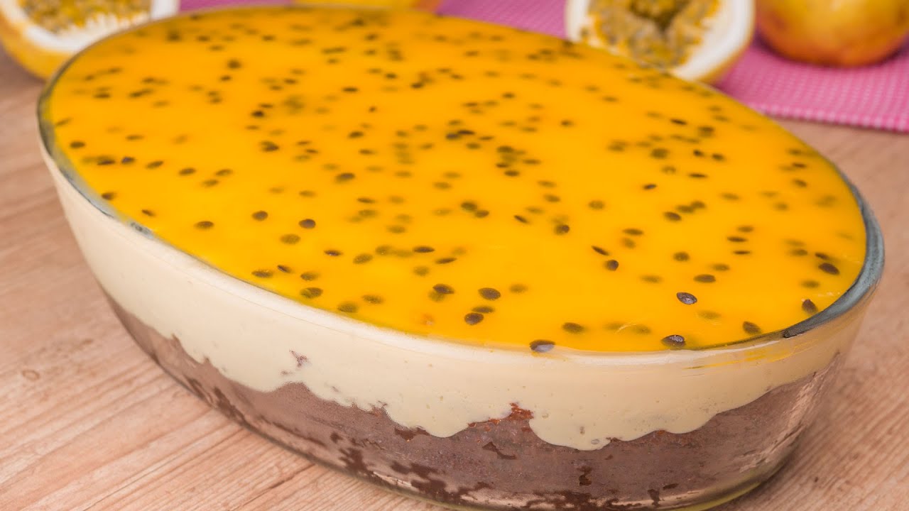 BOLO DE CHOCOLATE COM MOUSSE DE MARACUJÁ NA TRAVESSA SUCESSO | Cook'n Enjoy 1084