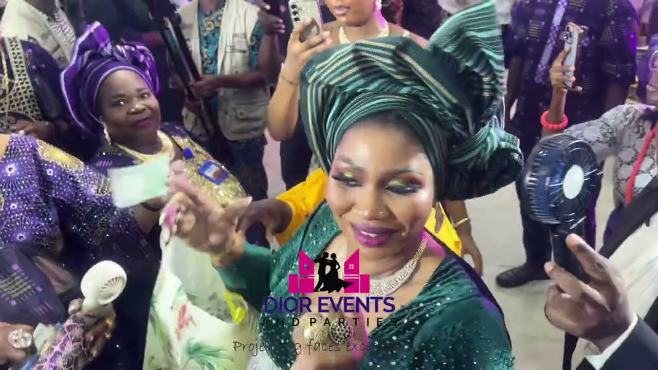 LATE KUDI ABIOLA’S NIECE,DIASPORA ABOSEDE SOAGA GRACEFULLY CROWNED HER DAD’S 10YEARS REMEMBERANCE