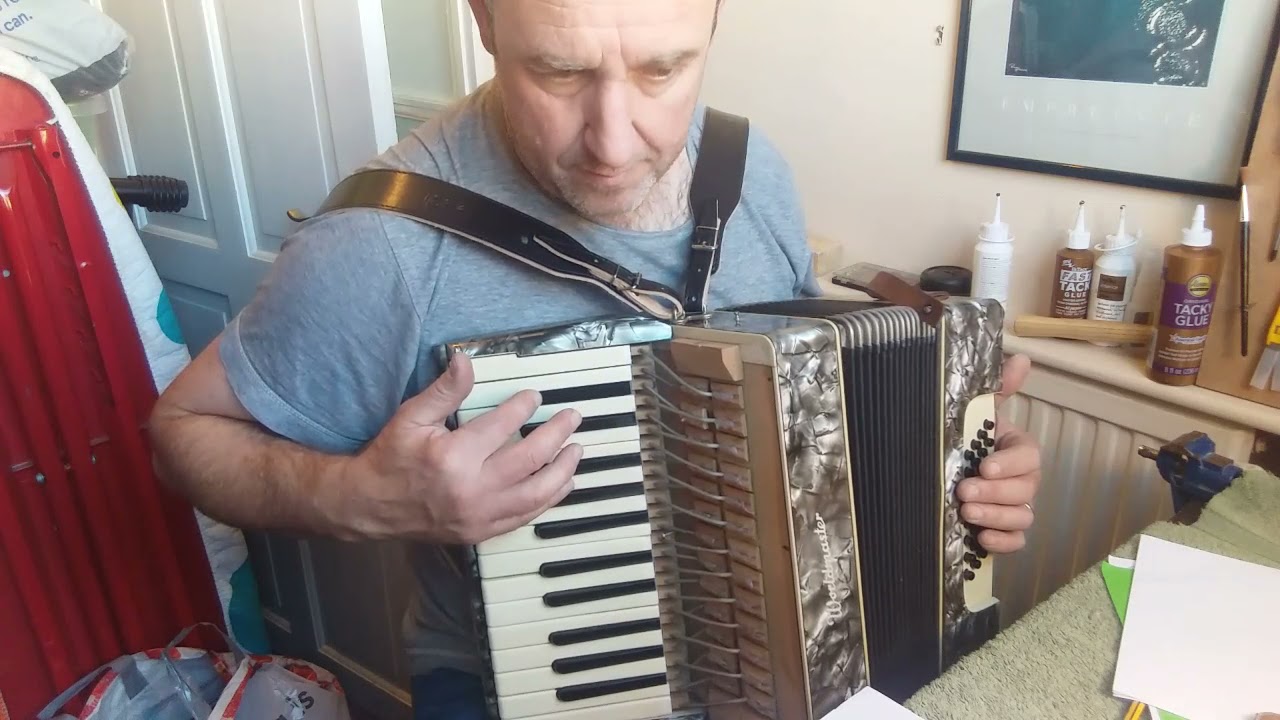 Accordion repair and restoration part 10 - tuning tremolo reeds