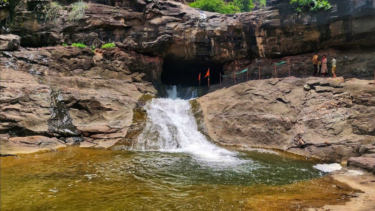 Vlog #2 | Chandeshwari | Nashik | Aurangabad | Another Hidden Waterfall | Tourist Place | Trekking