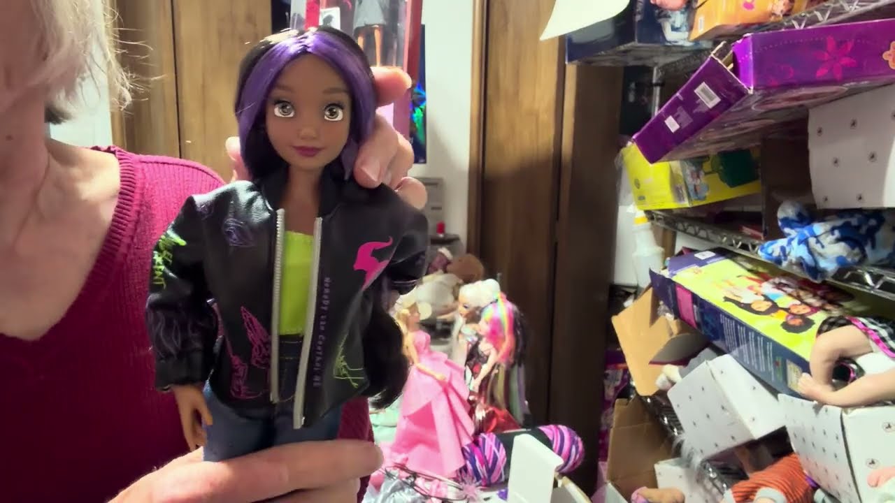 Unboxing Disney ily 4ever Maleficent doll.