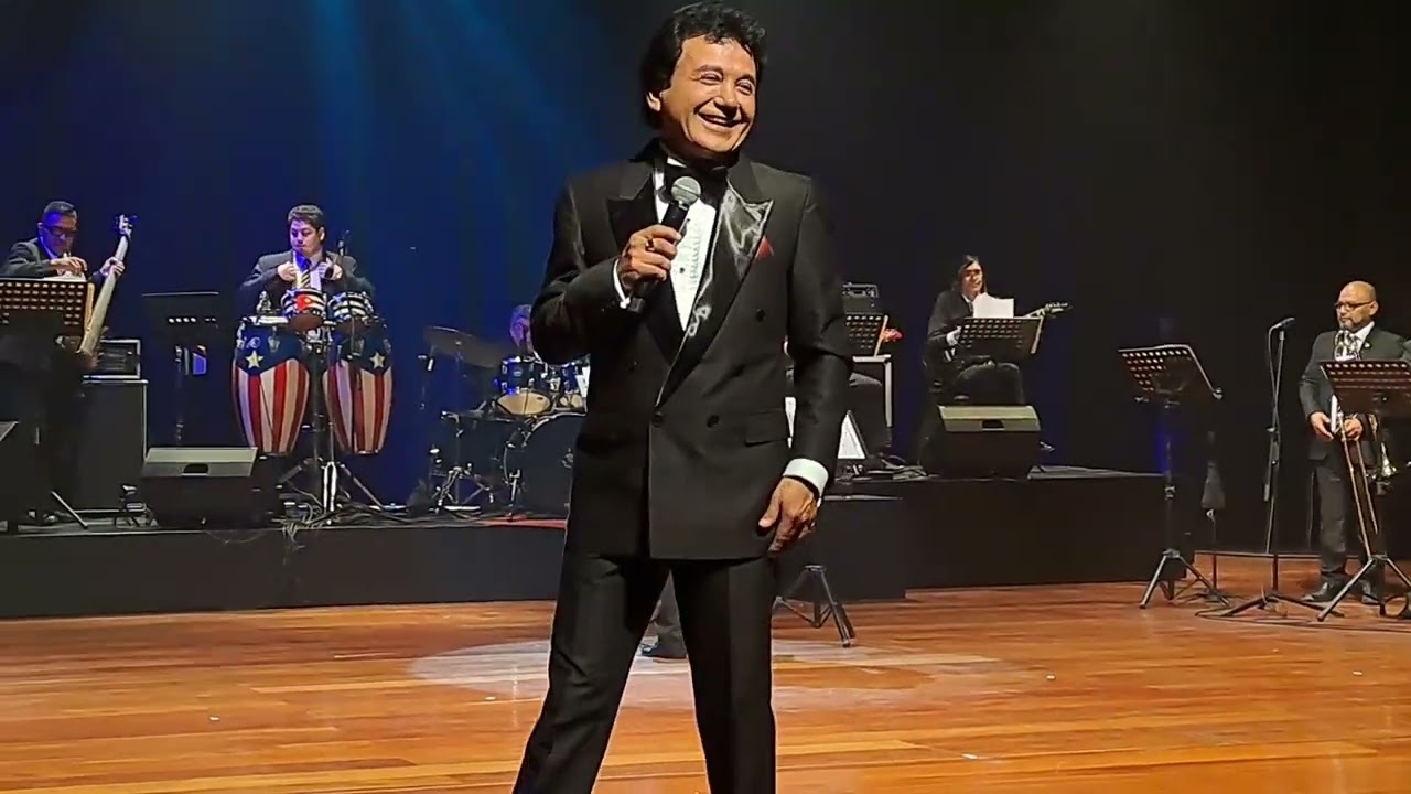 CARLOS BURGA 