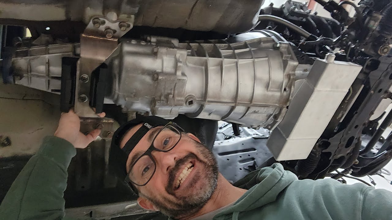300zx RB25det Trans is installed (not as good as I thought)