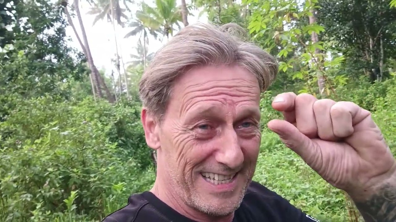 Philippines Life. $1000 A Month And You Can Live Here Very Well. Trust Me That's More Than Enough.