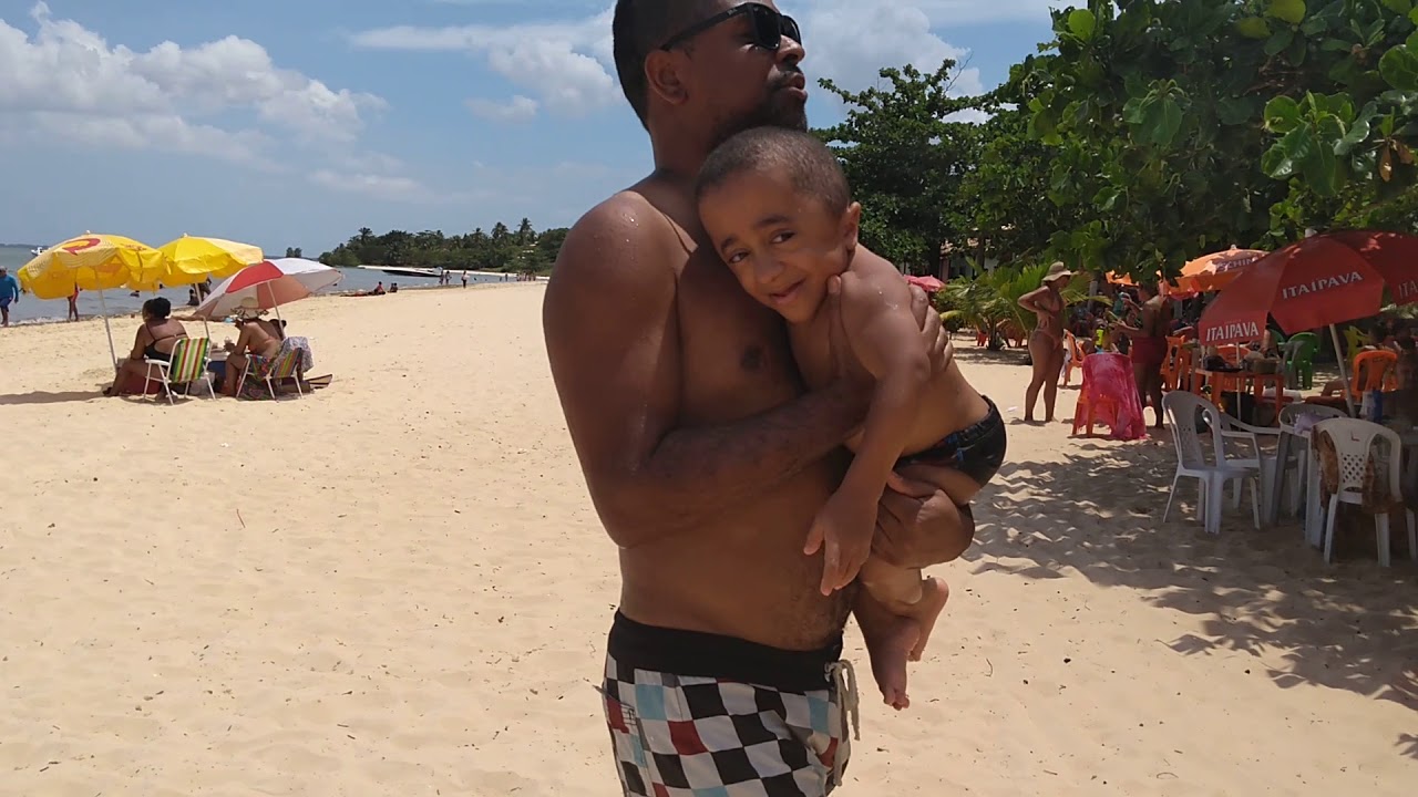 UM DIA NA PRAIA