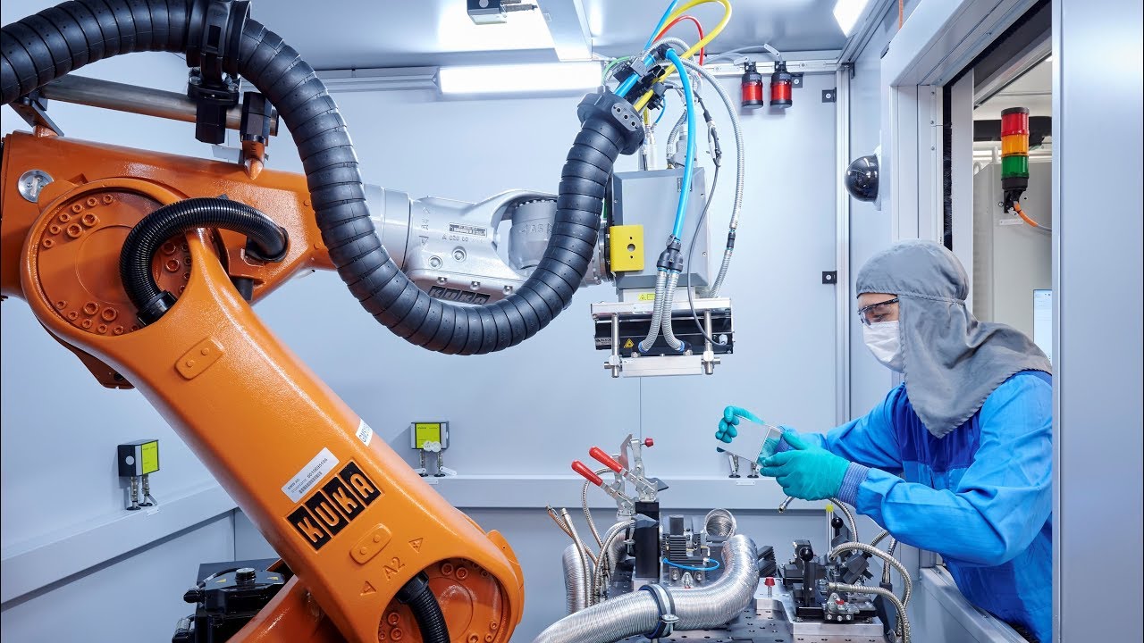BMW Battery cell laboratory