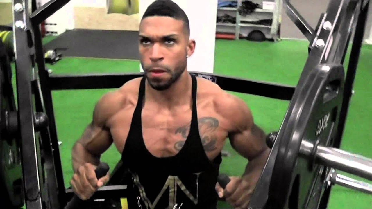 Jacob Sumana - Chest & biceps workout ( feat Thomas Salmon)