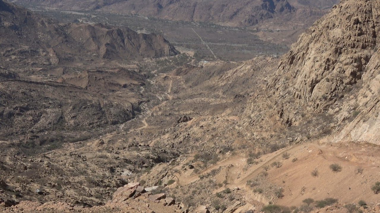 عقبة حوالة - مشروع متعثر بمحافظة بالجرشي بمنطقة الباحة ..اليوم الخميس 29-3-1443