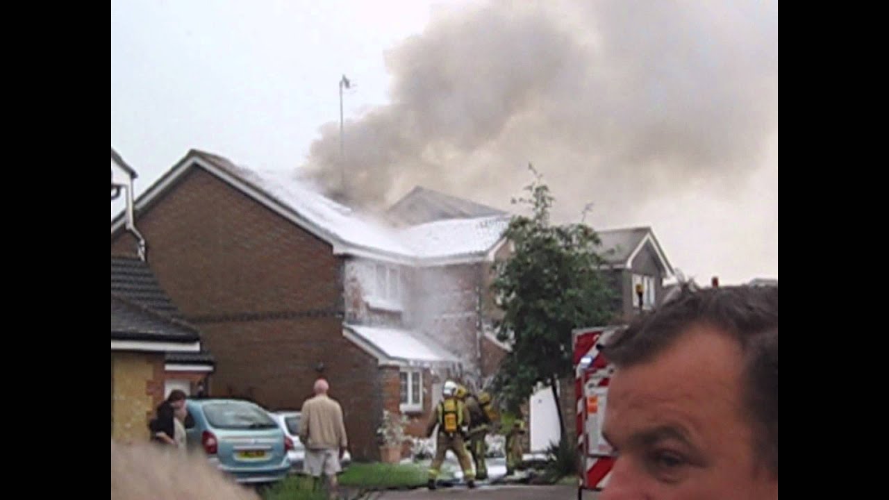 House in Maidenbower on fire after being hit by lightning 2
