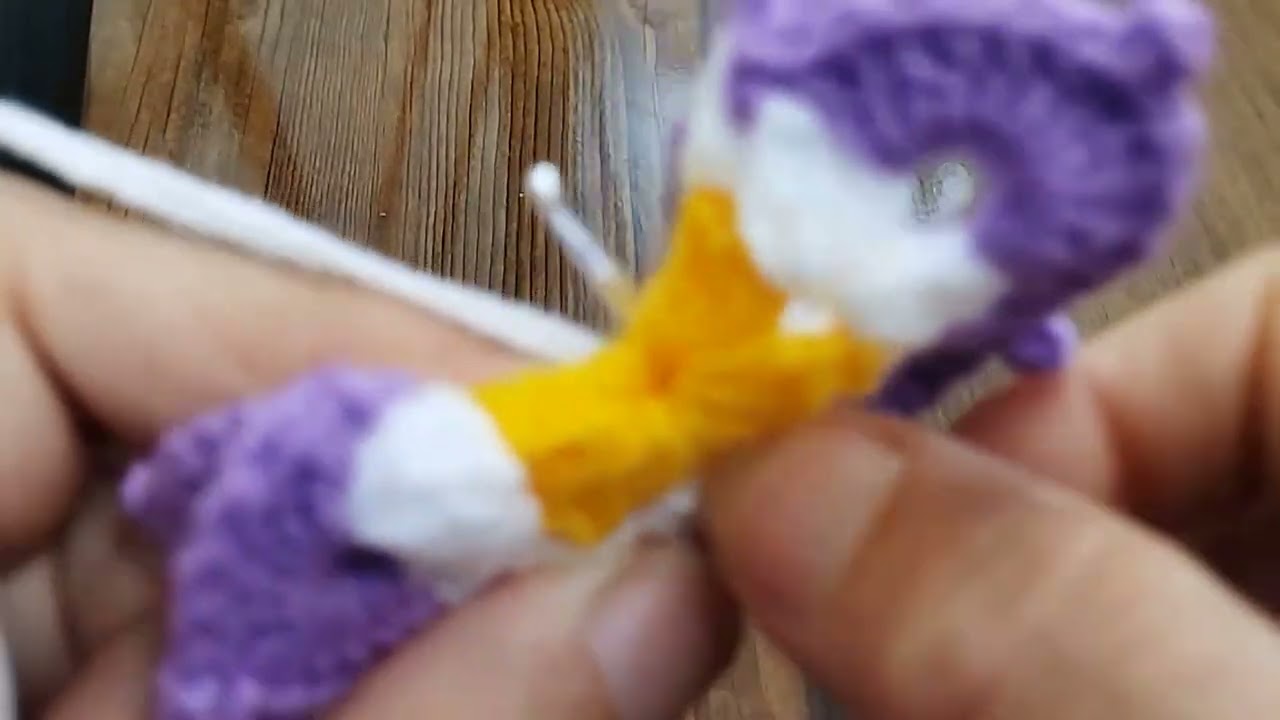 A simple and beautiful butterfly crochet pattern.