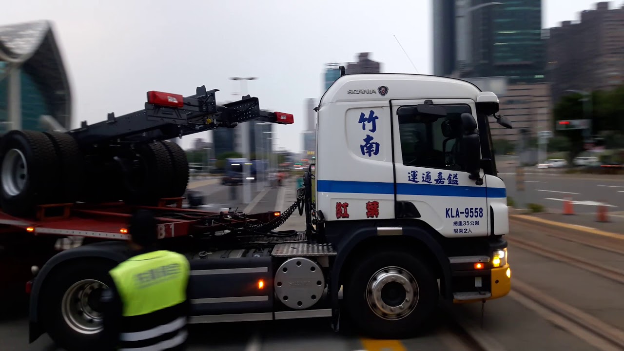 SCANIA P360 & P440 load with Euro 6 trucks heading to the next destination