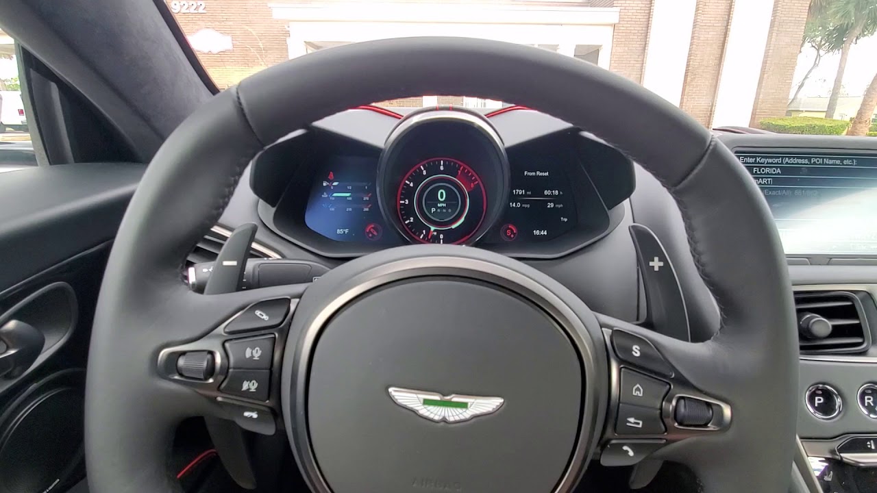 2020 Aston Martin DBS Superleggera sport mode