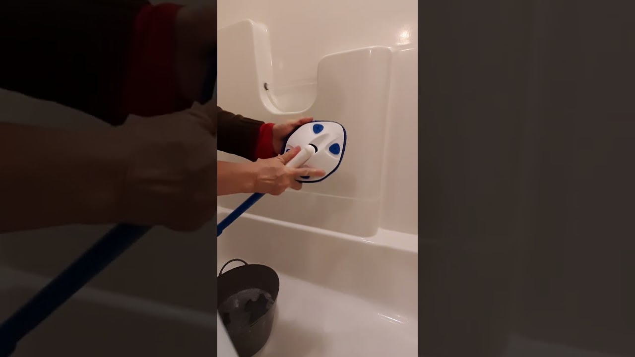 Product Review - Clorox Tub and Tile Scrubber