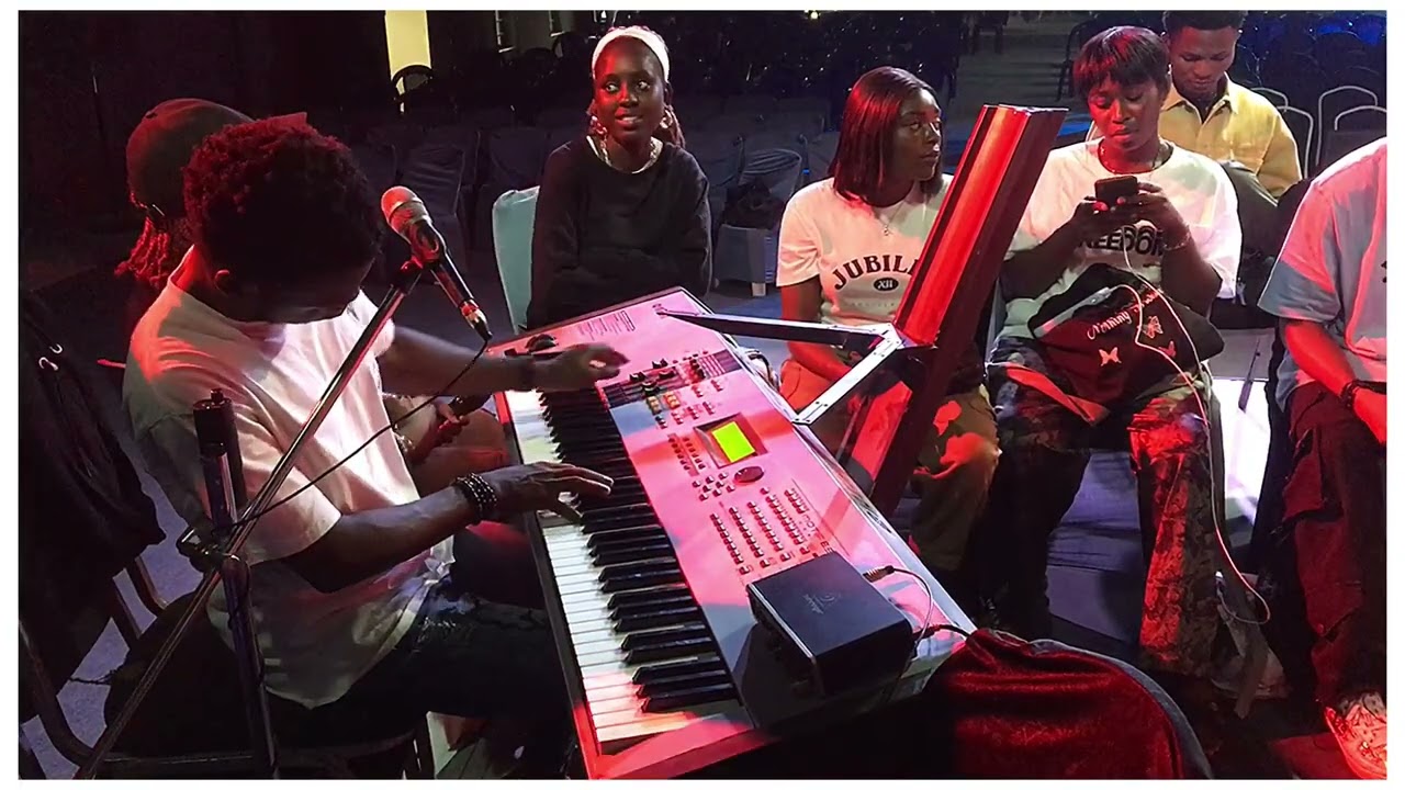 MUST WATCH! THIS PIANIST TURNED A REHEARSAL SESSION TO A CONCERT!  || Great is Your Mercy
