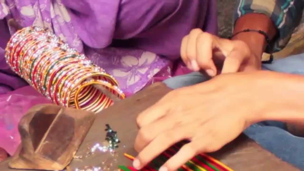 Mastering the Art of Bangle Making | A Cultural Journey with Rang De Borrowers in Bihar