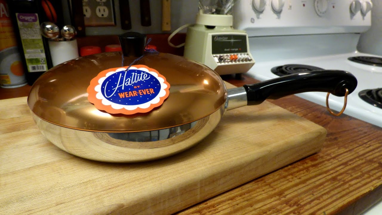 Wear-Ever Hallite Aluminum Frying Pan 1950s