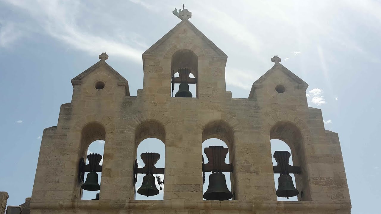 Le campane di/les cloches de Les Saintes Maries De La Mer