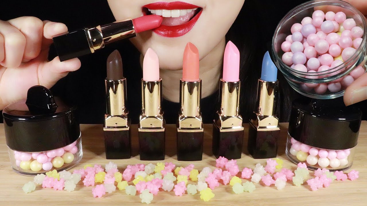 CANDY ASMR EDIBLE MAKEUP (FAKE) LIPSTICKS + BLUSH PEARLS EATING SOUNDS chocolate 립스틱 먹방 초콜릿  チョコレート
