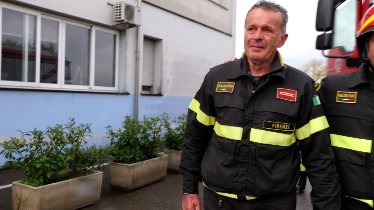 Saluto al Vigile del Fuoco Claudio Petrucci