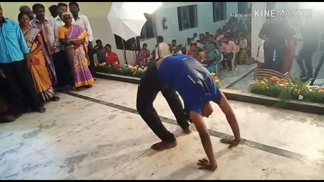 Rakesh yoga demonstration