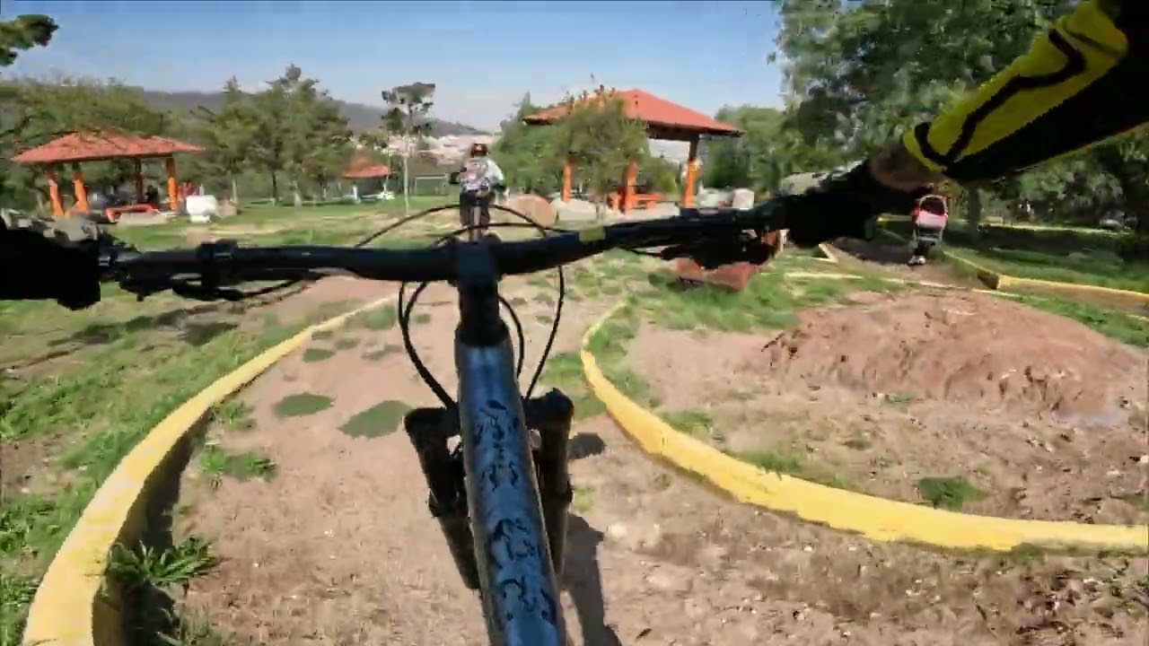 MTB Sierra de Guadalupe - La caída de Benja.