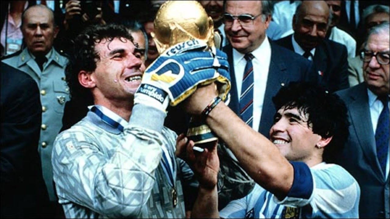 RIP Maradona - M&eacute;xico 86 Song (Stephanie Lawrence - Special kind of Hero)