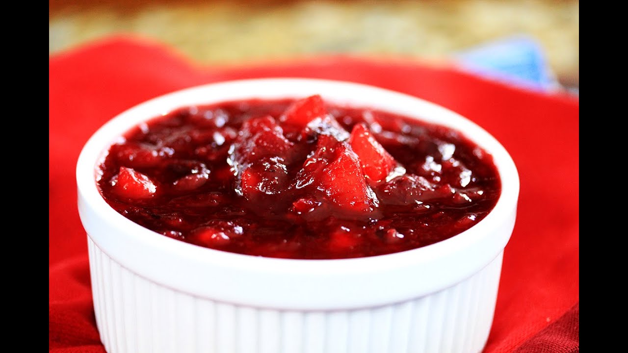 Maple & Cider Honeycrisp-Cranberry Sauce | How to make cranberry sauce