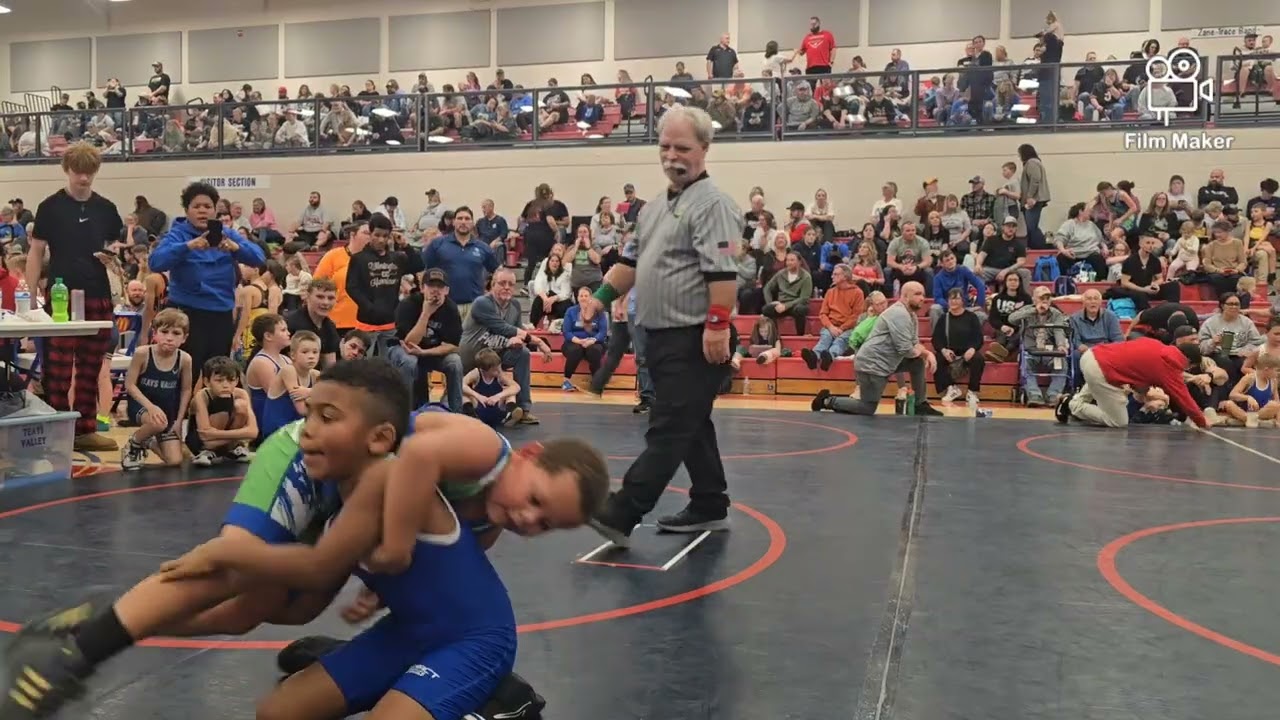 Zane Trace tournament 12/28/25. Wyatt Bowman  3rd match.