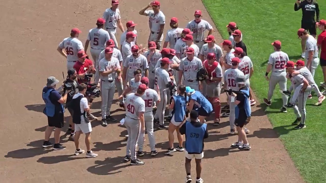 Final out from Arkansas baseball's MCWS no-hitter, from the roof