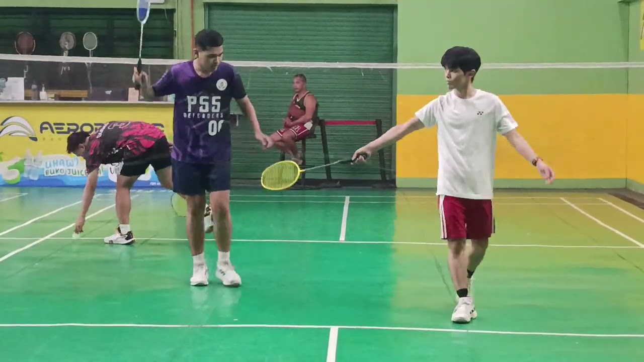 Badminton Doubles Queueing in Taytay Aerodome 