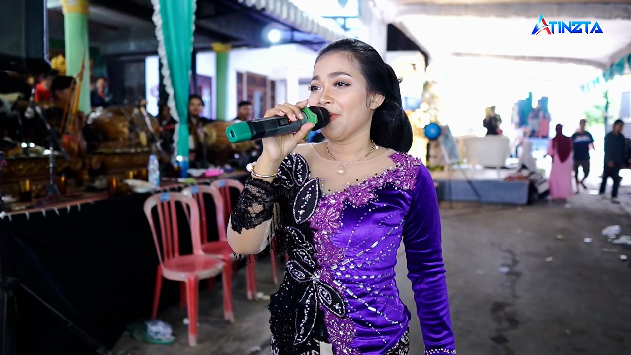 ANTARA KAU DIA DAN AKU - ATIN ADUDUH - KST MUSIK - SETIA AUDIO - LIVE MOJOLABAN